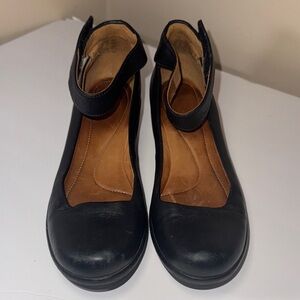 Clarks Artisan Clarene Tide Leather Wedge Women Size 8.5 Velcro Strap